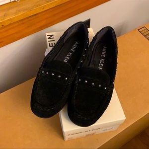 Leather moccasins LIKE NEW comes with box